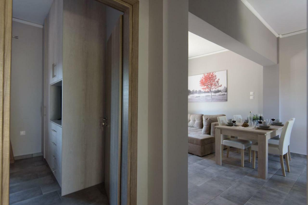 Andriana' S Apartment Agia Paraskevi Афины Экстерьер фото